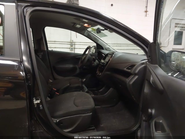 Продажа на аукционе авто 2021 Chevrolet Spark Fwd Ls Manual, vin: KL8CA6SA5MC724251, номер лота: 44170750
