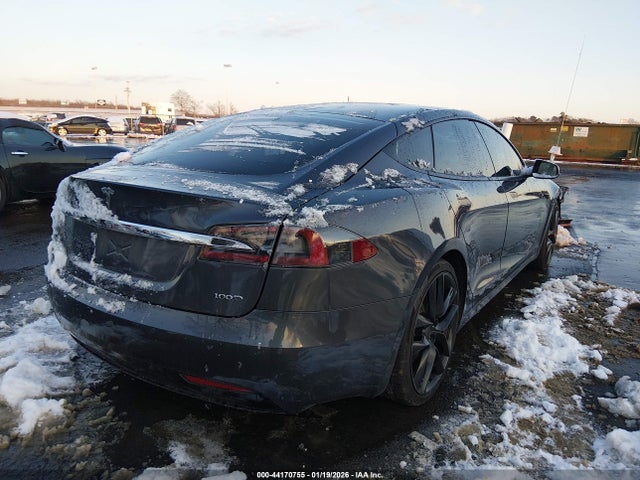 2018 TESLA MODEL S 5YJSA1E21JF284831 Photo 3