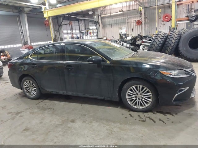 2017 Lexus Es 350 მანქანა იყიდება აუქციონზე, vin: 58ABK1GG1HU036994, აუქციონის ნომერი: 44170805