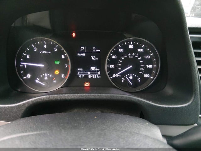 KMHD74LF8JU593925 Hyundai ELANTRA SE