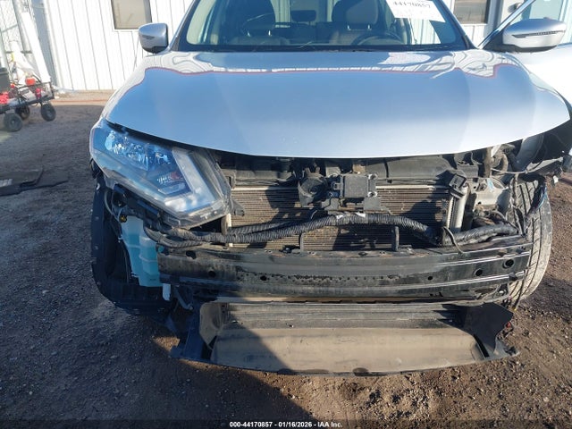 2018 Nissan Rogue Sv მანქანა იყიდება აუქციონზე, vin: KNMAT2MV3JP574775, აუქციონის ნომერი: 44170857