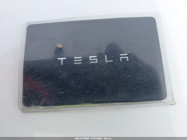 2021 Tesla Model 3 Standard Range Plus Rear-wheel Drive მანქანა იყიდება აუქციონზე, vin: 5YJ3E1EA8MF942729, აუქციონის ნომერი: 44170866