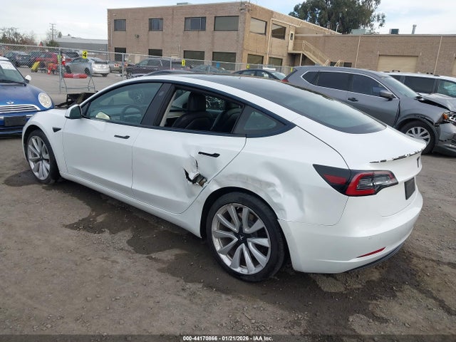 2021 Tesla Model 3 Standard Range Plus Rear-wheel Drive მანქანა იყიდება აუქციონზე, vin: 5YJ3E1EA8MF942729, აუქციონის ნომერი: 44170866