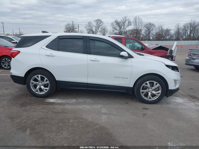 2GNAXKEX7J6221774 Chevrolet EQUINOX LT