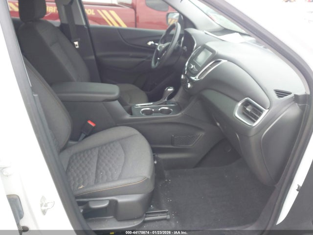 2GNAXKEX7J6221774 Chevrolet EQUINOX LT