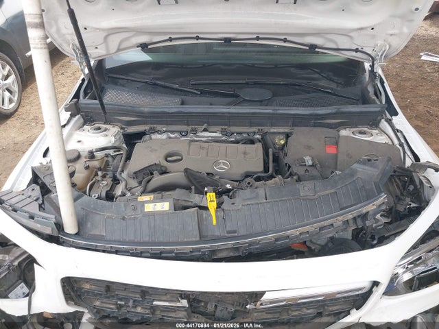 44170884 :رقم المزاد ، WDC4M4HB3LW011363 vin ، 2020 Mercedes-benz Glb 250 4matic مزاد بيع