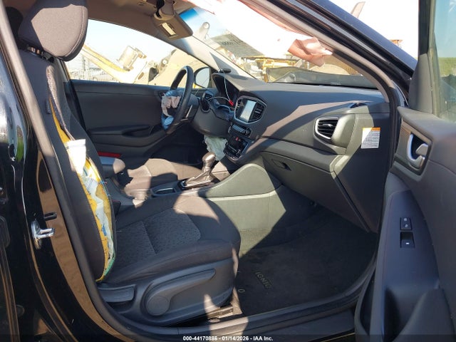 KMHC75LC0KU144344 Hyundai Ioniq Hybrid Sel