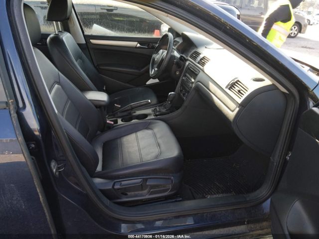 2014 VOLKSWAGEN PASSAT 1VWAT7A34EC084632 Photo 4