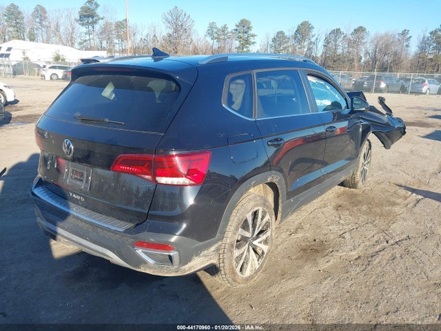 2023 VOLKSWAGEN TAOS 3VVSX7B21PM333084 Photo 3