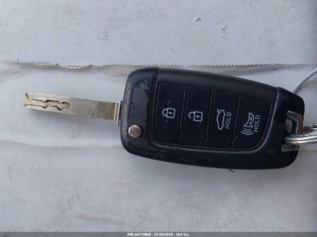5NPEG4JA3MH092536 Hyundai SONATA SE