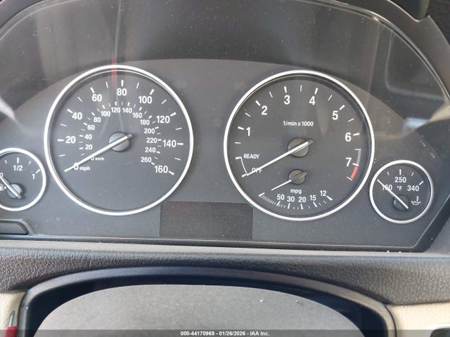 WBA3B1C50EP680675 BMW 320i