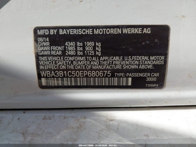 WBA3B1C50EP680675 BMW 320i