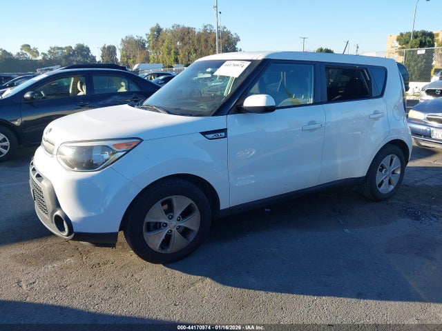 KIA Soul 2015 KNDJN2A2XF7793602 Image 2