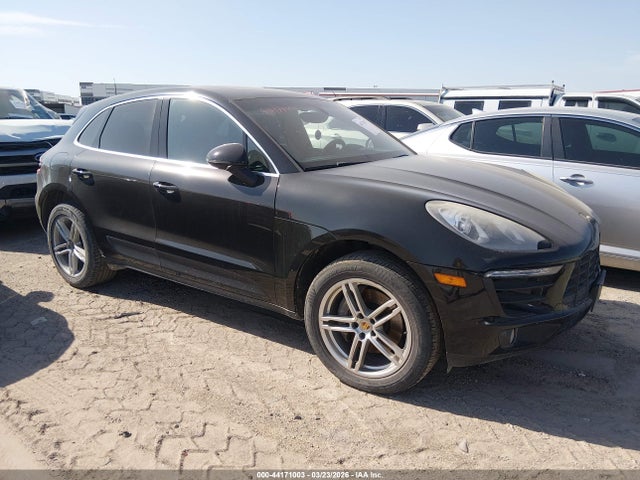 2016 PORSCHE MACAN WP1AB2A52GLB50381 Photo 0