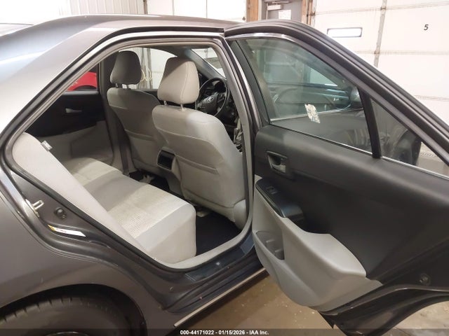 Aukcja sprzedaży 2014 Toyota Camry Le, vin: 4T4BF1FK2ER400343, numer aukcji: 44171022