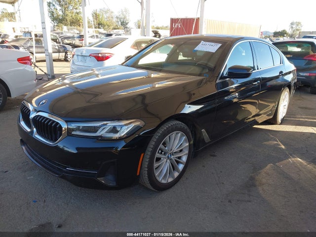 WBA53BH09MWW97326 BMW 530I