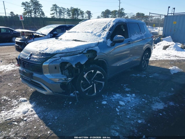 2022 MITSUBISHI OUTLANDER JA4J4VA8XNZ061461 Photo 1