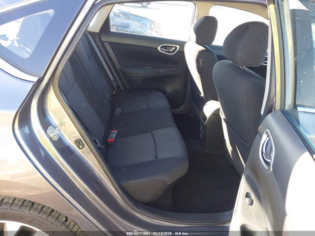 3N1AB7APXJY324067 Nissan SENTRA SR