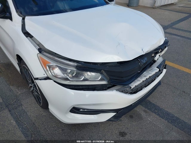 1HGCR2F56HA137484 Honda Accord Sport