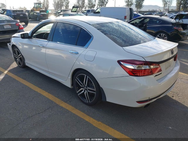1HGCR2F56HA137484 Honda Accord Sport