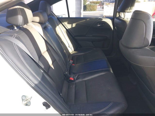 1HGCR2F56HA137484 Honda Accord Sport