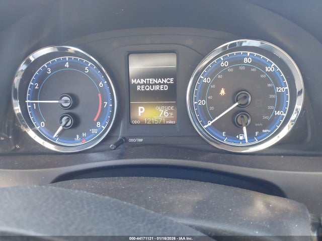 5YFBURHE5HP632947 Toyota COROLLA LE