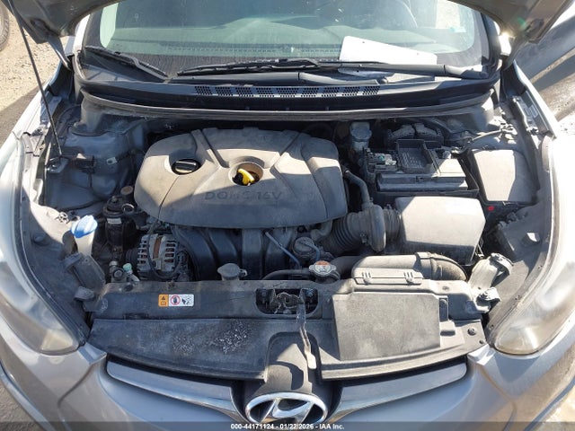 2015 Hyundai Elantra Limited მანქანა იყიდება აუქციონზე, vin: KMHDH4AE4FU377665, აუქციონის ნომერი: 44171124