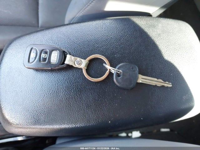 2015 Hyundai Elantra Limited მანქანა იყიდება აუქციონზე, vin: KMHDH4AE4FU377665, აუქციონის ნომერი: 44171124