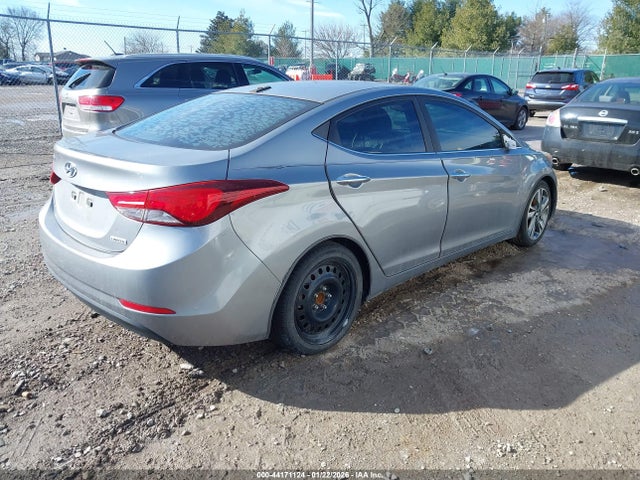 2015 Hyundai Elantra Limited მანქანა იყიდება აუქციონზე, vin: KMHDH4AE4FU377665, აუქციონის ნომერი: 44171124