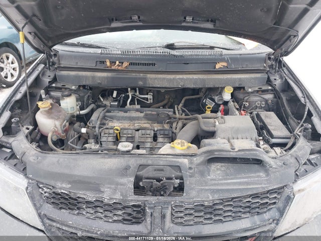 44171129 :رقم المزاد ، 3C4PDCBB7KT694212 vin ، 2019 Dodge Journey Se مزاد بيع