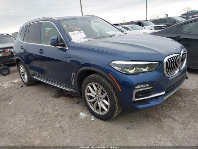 2021 BMW X5 5UXCR6C02M9G16495