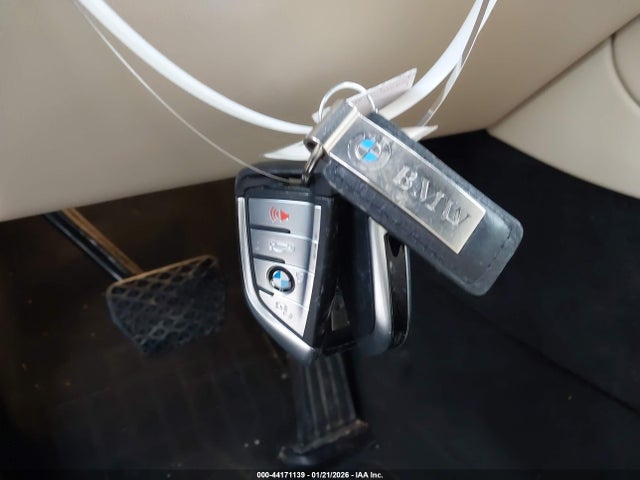 2021 BMW X5 5UXCR6C02M9G16495 Photo 10