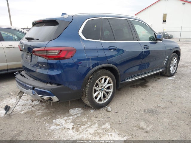 2021 BMW X5 5UXCR6C02M9G16495 Photo 3