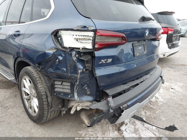 2021 BMW X5 5UXCR6C02M9G16495 Photo 5