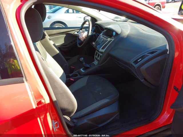 Ford FOCUS SE 2014 1FADP3F29EL190593 Image 18