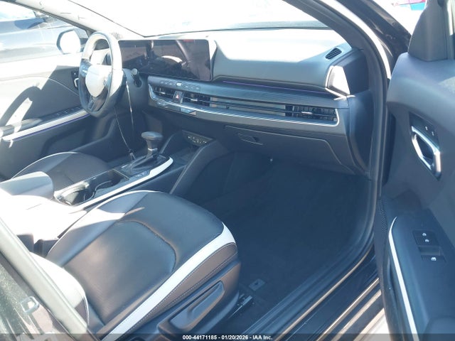 2025 KIA K4 3KPFW4DC1SE108366 Photo 4