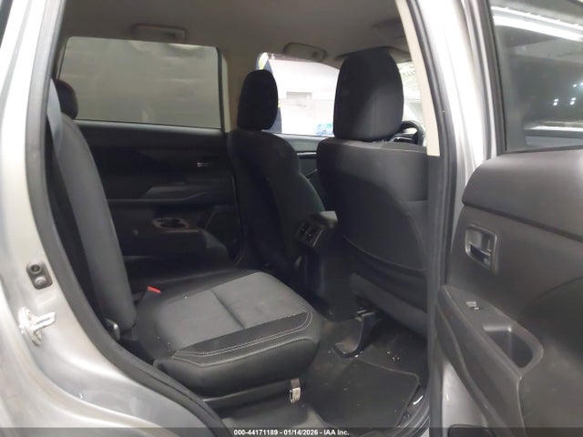 2019 MITSUBISHI OUTLANDER JA4AD2A35KJ000550 Photo 7