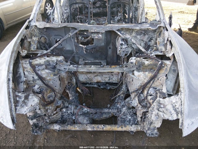 2026 TESLA MODEL Y 7SAYGDED2TF408803 Photo 9