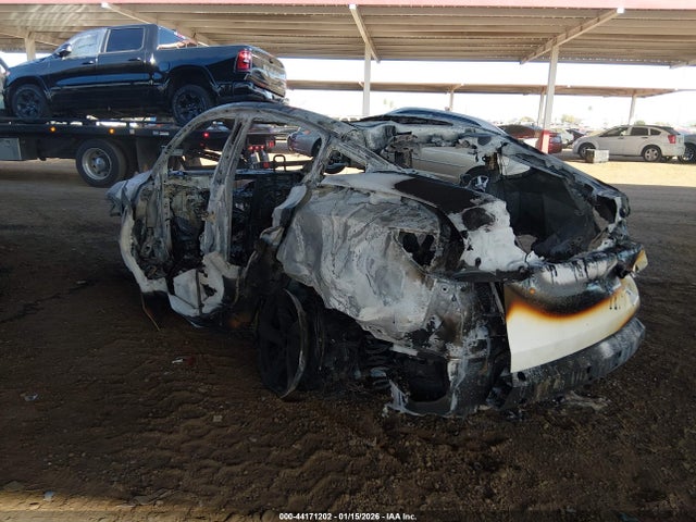 2026 TESLA MODEL Y 7SAYGDED2TF408803 Photo 2