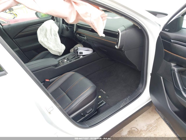 2025 Mazda Cx-50 Hybrid Premium Package მანქანა იყიდება აუქციონზე, vin: 7MMVAADW5SN133527, აუქციონის ნომერი: 44171227