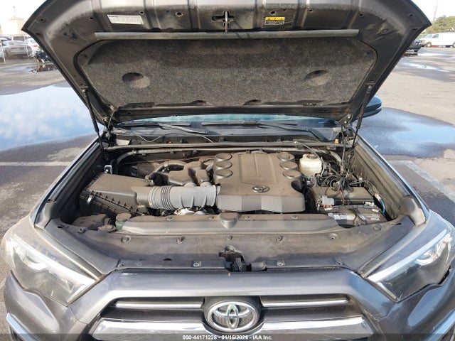 JTEKU5JR8M5884037 Toyota 4runner Limited