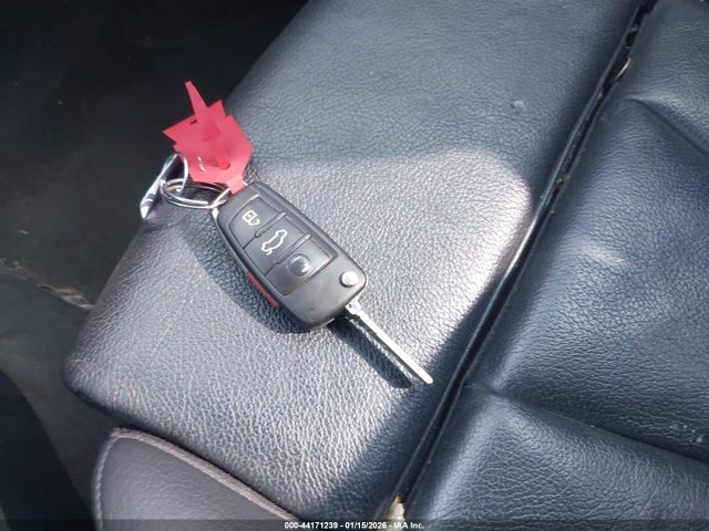 2017 AUDI A3 E-TRON WAUTPBFF9HA132371 Photo 10