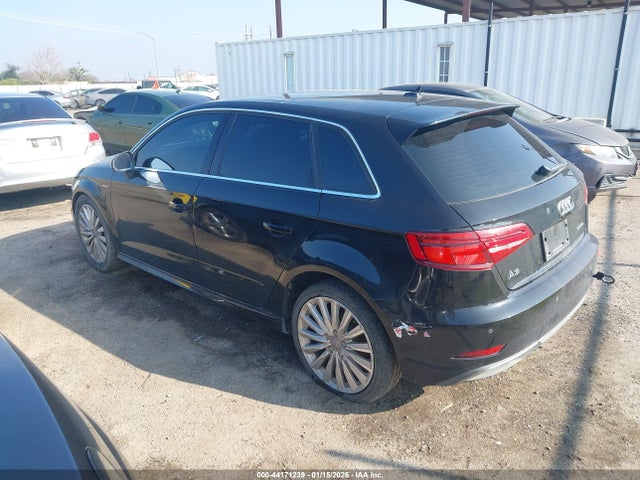 WAUTPBFF9HA132371 Audi A3 E-tron 1.4t Premium