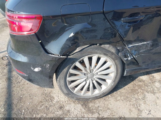 WAUTPBFF9HA132371 Audi A3 E-tron 1.4t Premium