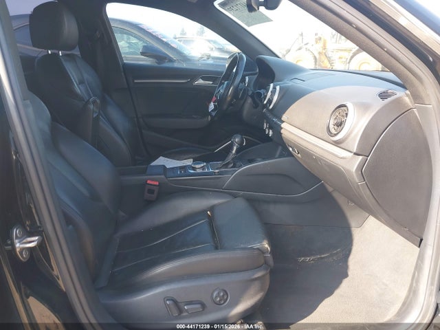 2017 AUDI A3 E-TRON WAUTPBFF9HA132371 Photo 4