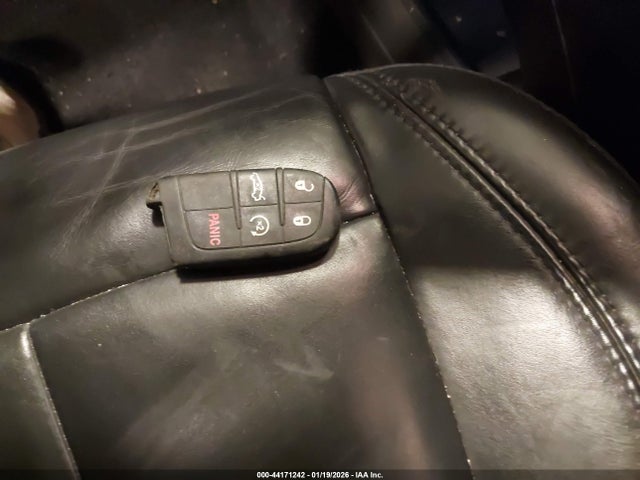 Продаж на аукціоні авто 2017 Chrysler 200 Limited Platinum, vin: 1C3CCCAB2HN501139, номер лоту: 44171242