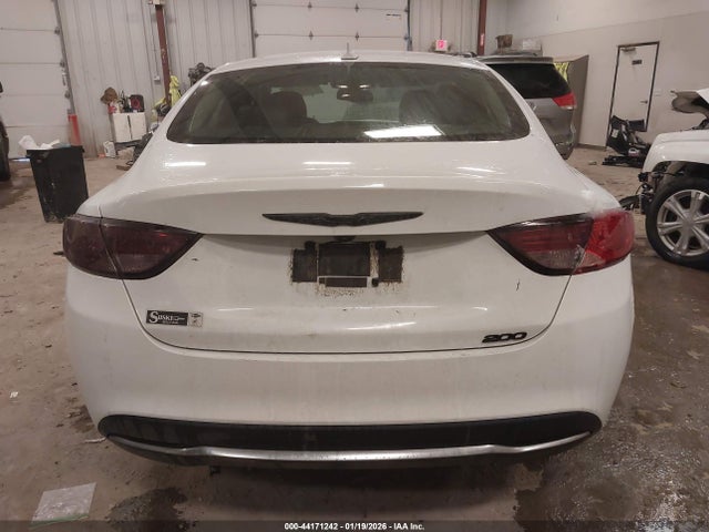 Продаж на аукціоні авто 2017 Chrysler 200 Limited Platinum, vin: 1C3CCCAB2HN501139, номер лоту: 44171242