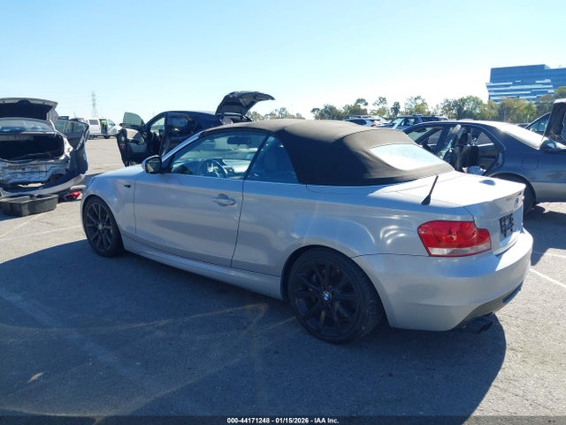 44171248 :رقم المزاد ، WBAUN7C56DVM27109 vin ، 2013 Bmw 135i مزاد بيع