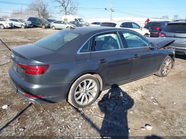 2019 AUDI A4 WAUHMAF46KN002183 Photo 3