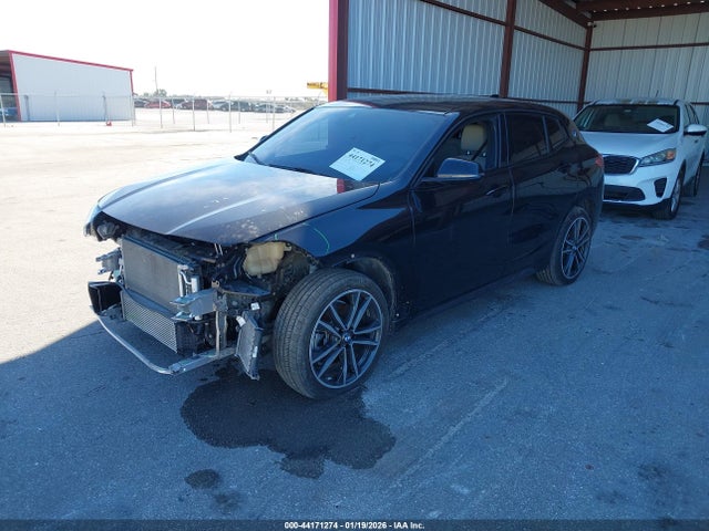 2023 BMW X2 WBXYH9C03P5V50336 Photo 1